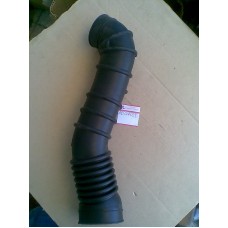 MD126123 MITSUBISHI LANCER HAVA GİRİŞ HORTUM